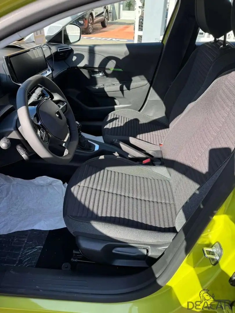 Peugeot 208 208 PureTech 75 Stop&Start 5 porte Active Giallo - 2