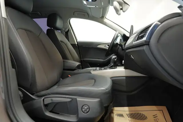 Audi A6 view 22