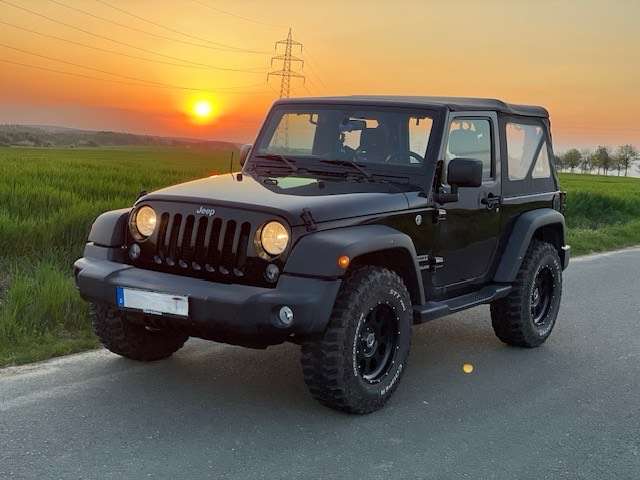 Imagine Jeep Wrangler 2.8 CRD Automatik Sport