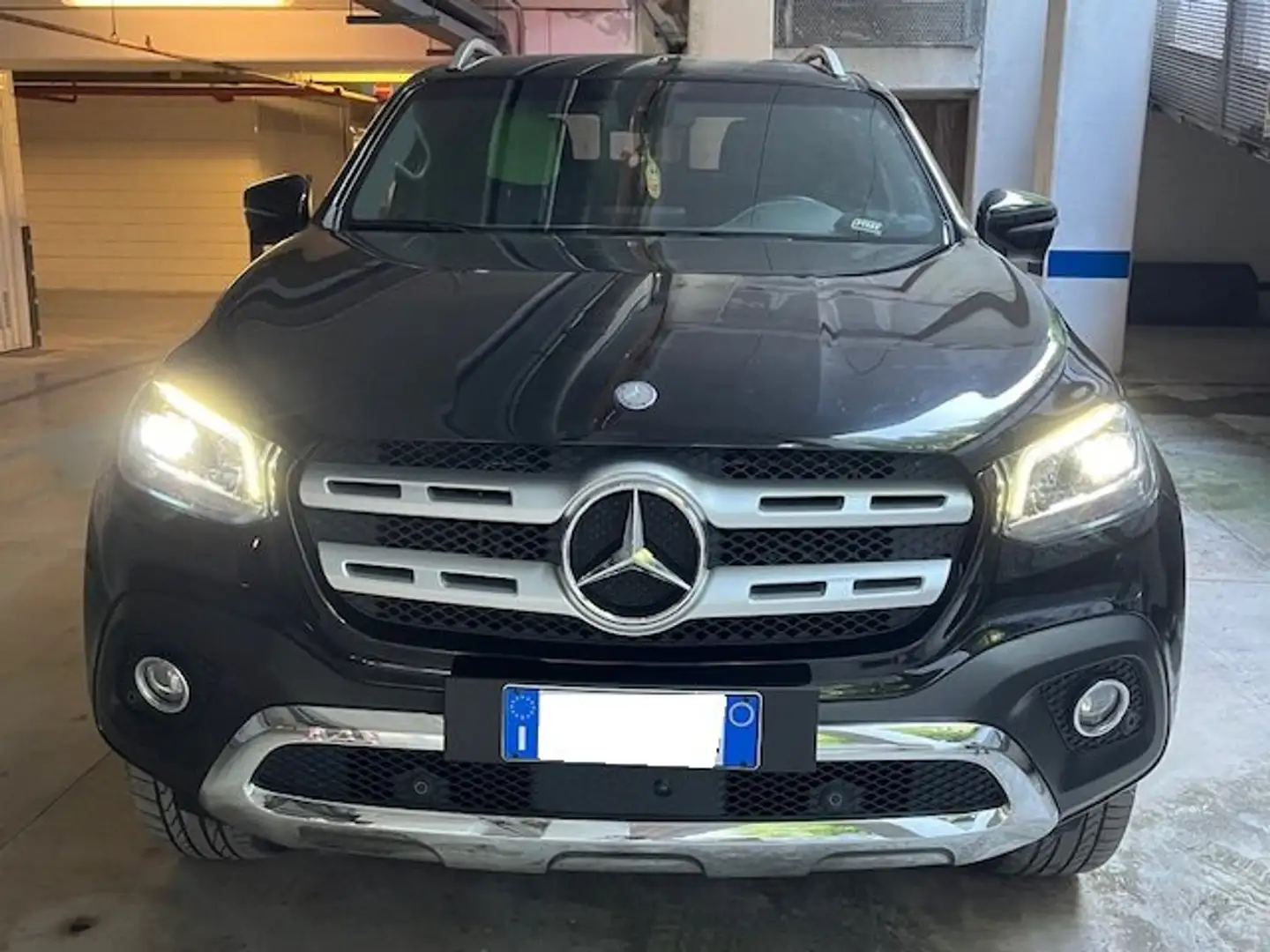 Mercedes-Benz X 250 250 d Power 4matic auto Zwart - 2