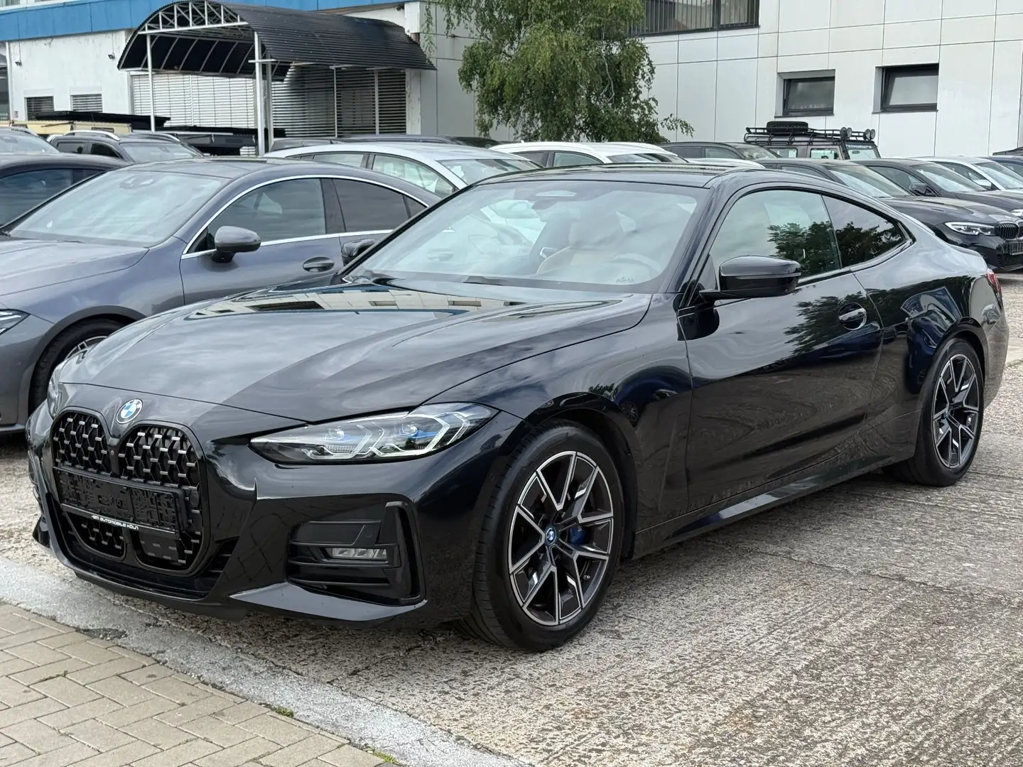 BMW 420 d/M-Sport Paket/HUD/360/Memory/Laser/KeyLess/ Schwarz - 2