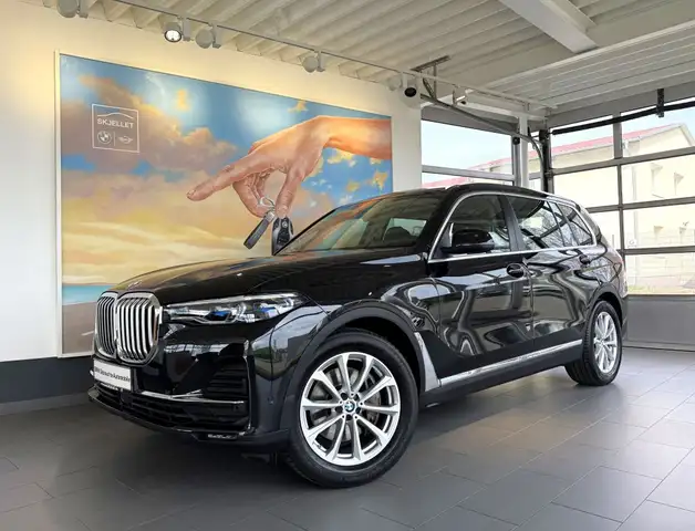 BMW X7 xDr40i 7-SITZE PANO+SKY+ACC+HUD+LASER+KOMF+AL