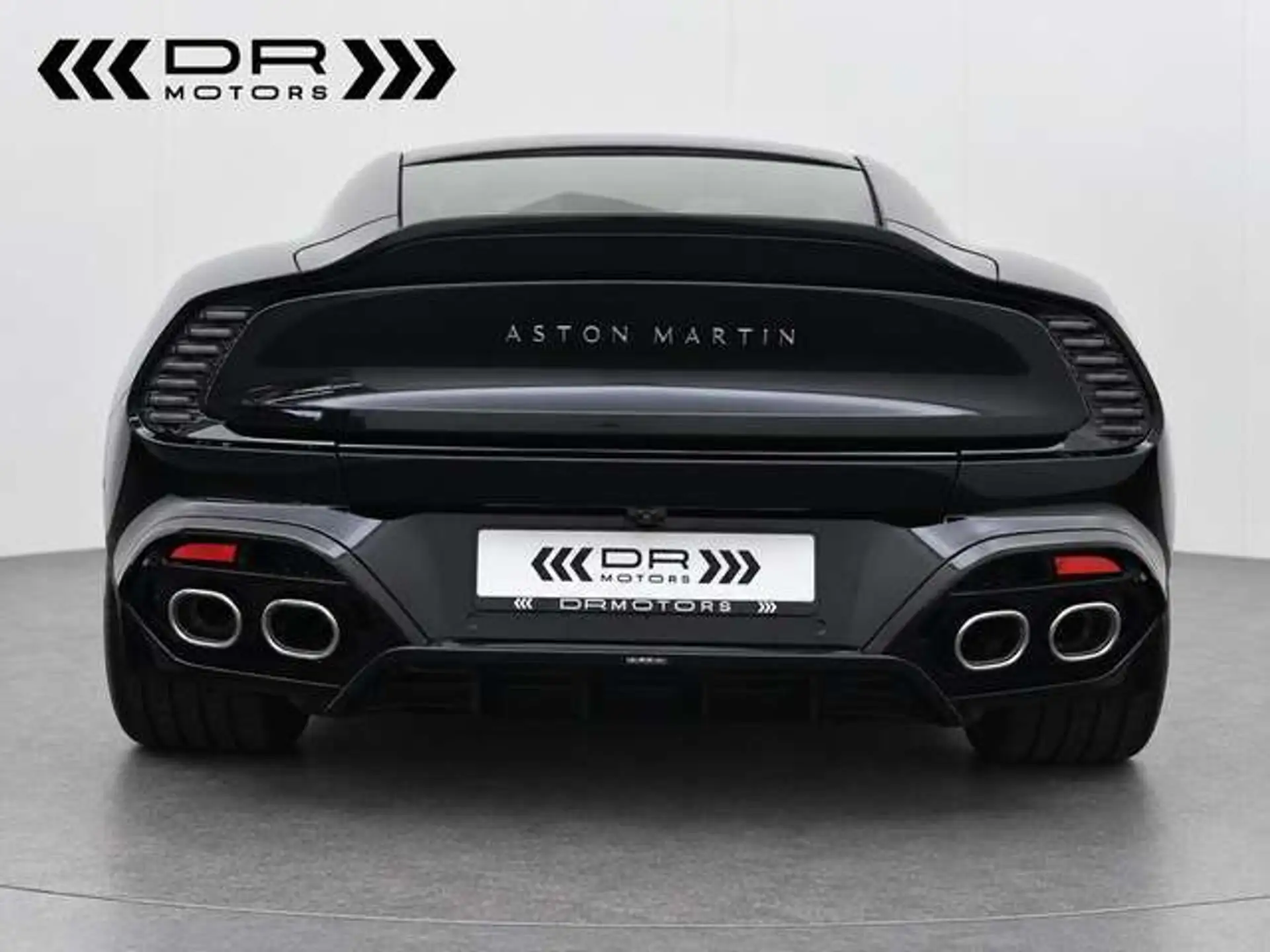 애스턴마틴 뱅퀴시 Coupe 2025 블랙 사진 4