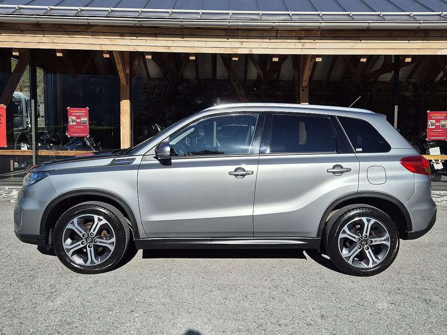 Suzuki Vitara 1,6 VVT 4WD GLX Flash Grau - 2