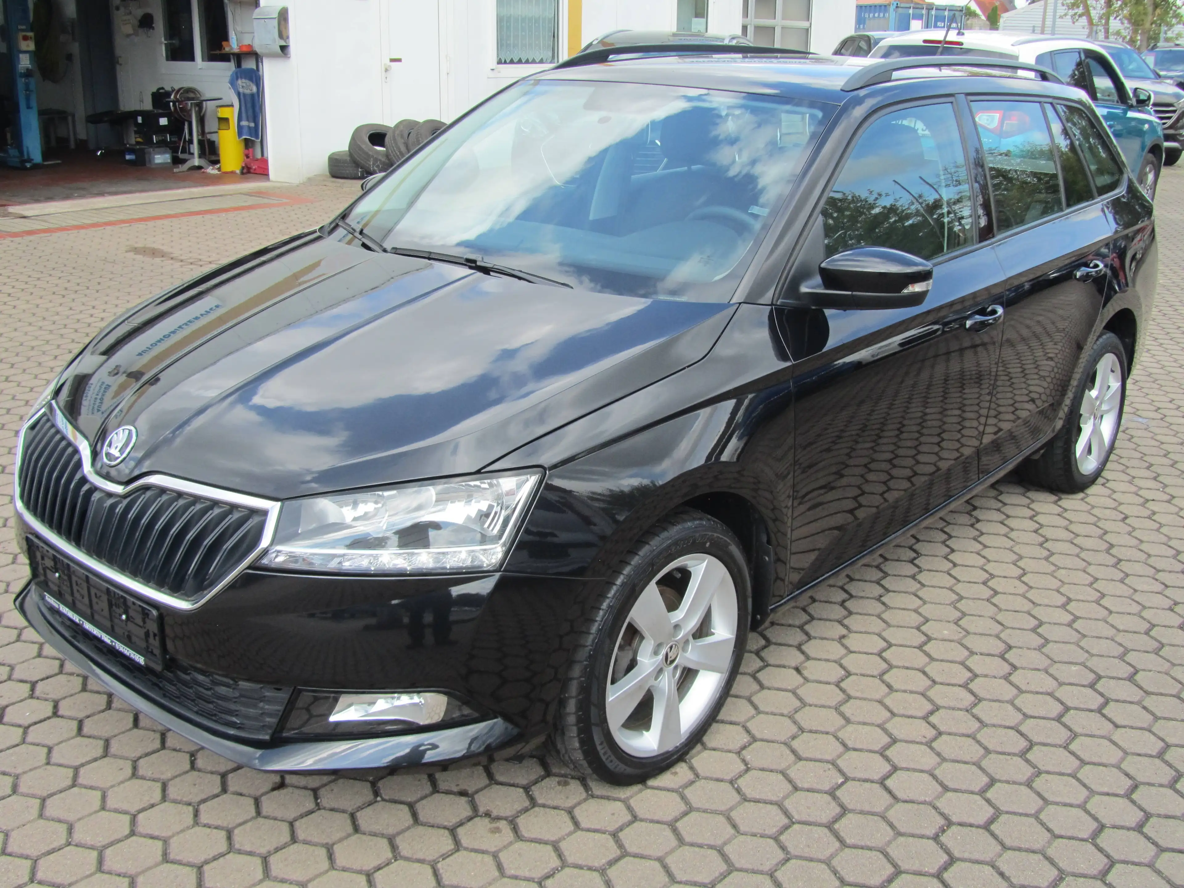 Skoda Fabia Fabia Combi 1.0 MPI Cool Plus
