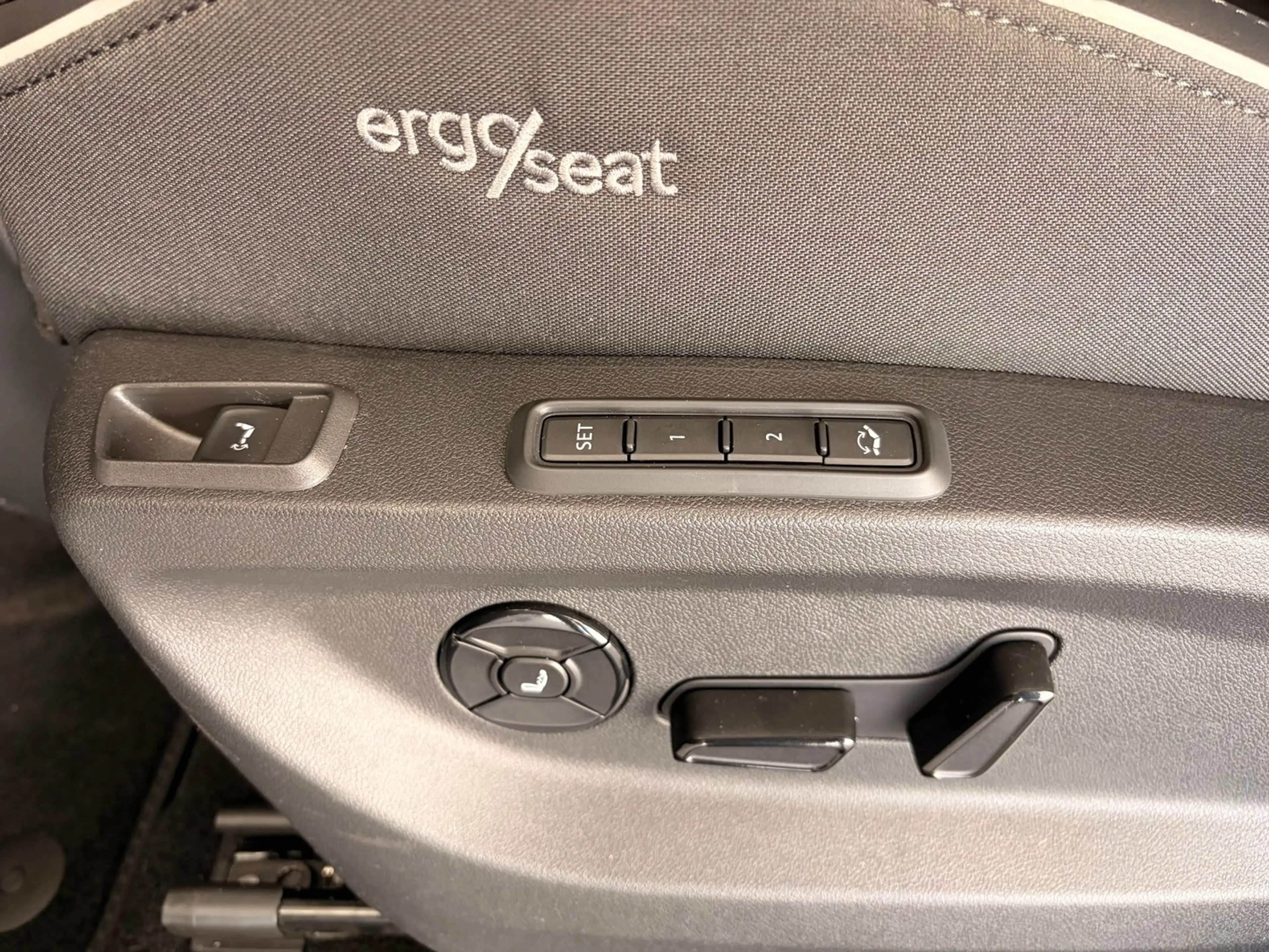 Skoda Peaq Sportline 90x — photo 12