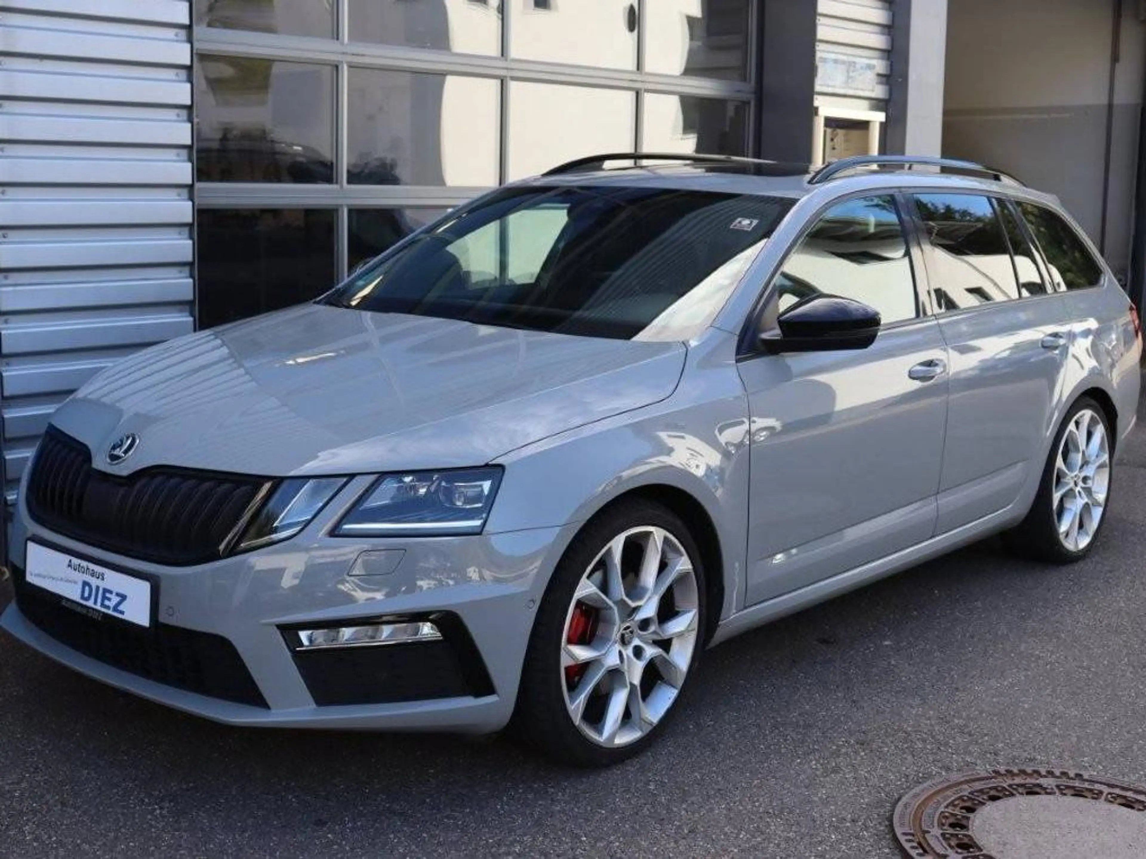 Skoda Octavia RS 4x4 — photo 2