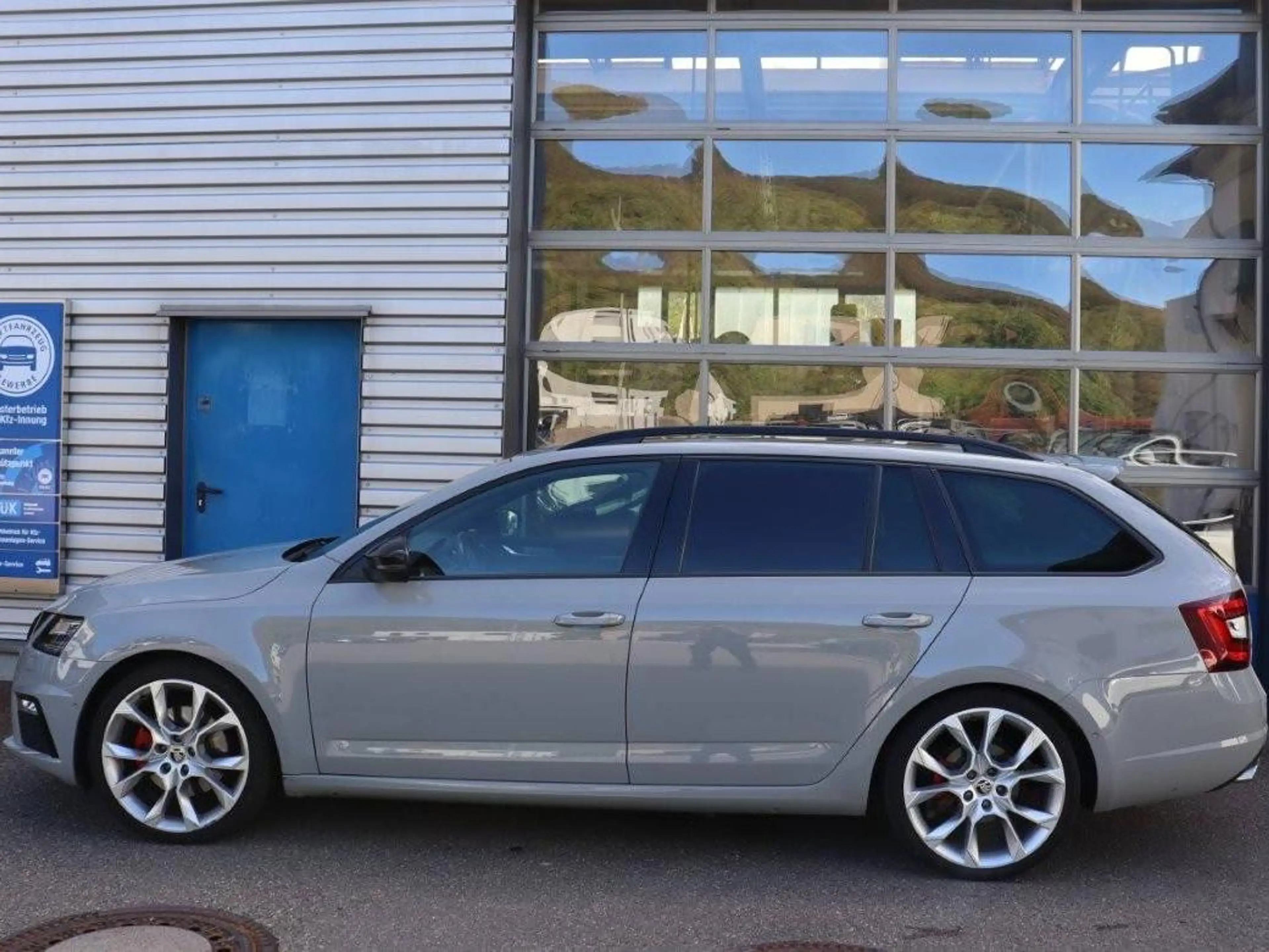 Skoda Octavia RS 4x4 — photo 3