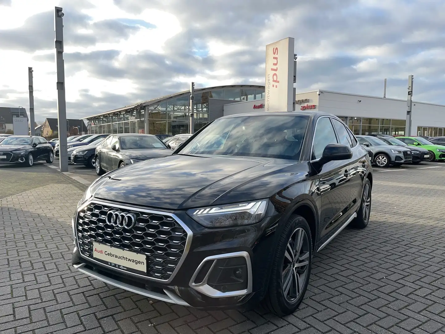 Audi Q5 Sportback 50 TFSI e quattro S line Schwarz - 1