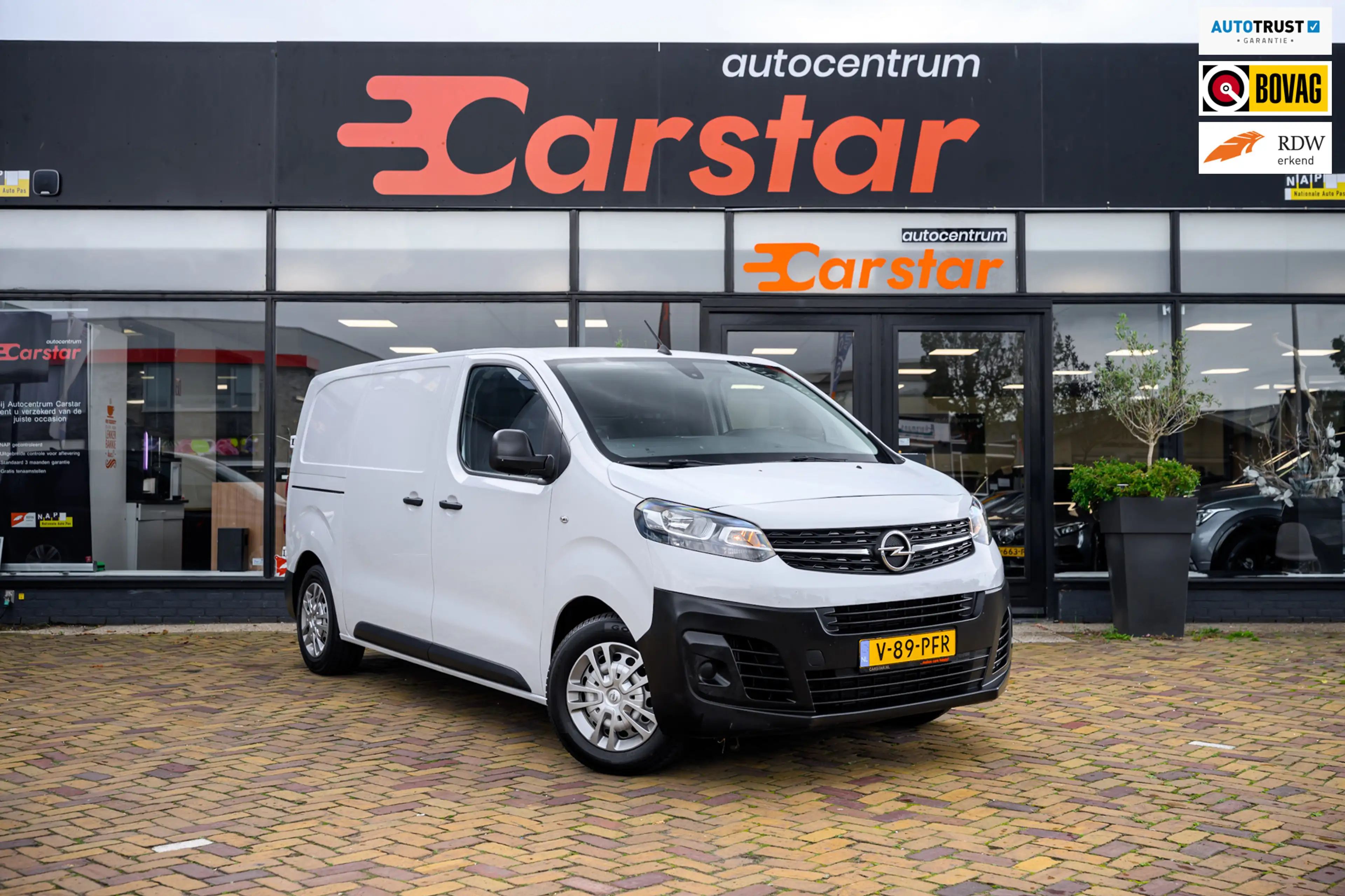 Opel Vivaro 1.5 Diesel|Pdc|Airco|Bleuth|3-zits