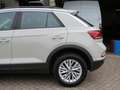 Volkswagen T-Roc 1.5 TSI 150pk DSG-aut. LIFE EDITION / Trekhaak / S Gris - thumbnail 25
