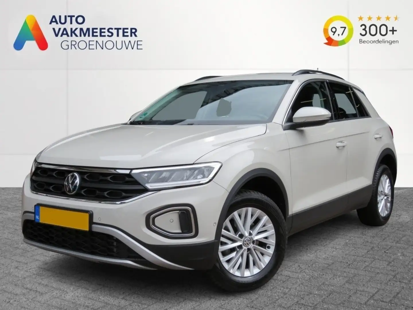 Volkswagen T-Roc 1.5 TSI 150pk DSG-aut. LIFE EDITION / Trekhaak / S Gris - 1