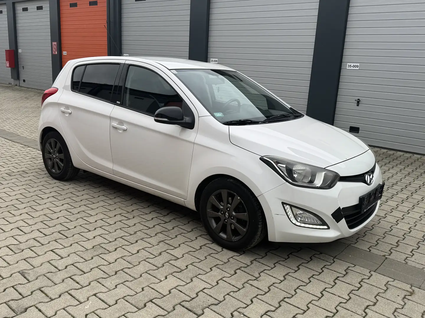 Hyundai i20 Classic Weiß - 2