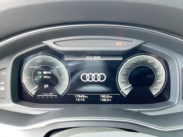 Audi A6 view 12