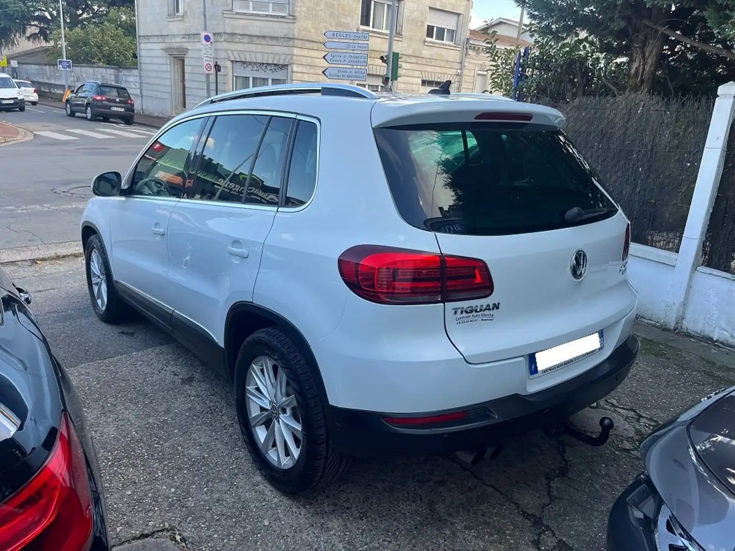 Volkswagen Tiguan 2.0 TDI 140 Sportline 4Motion Alb - 2