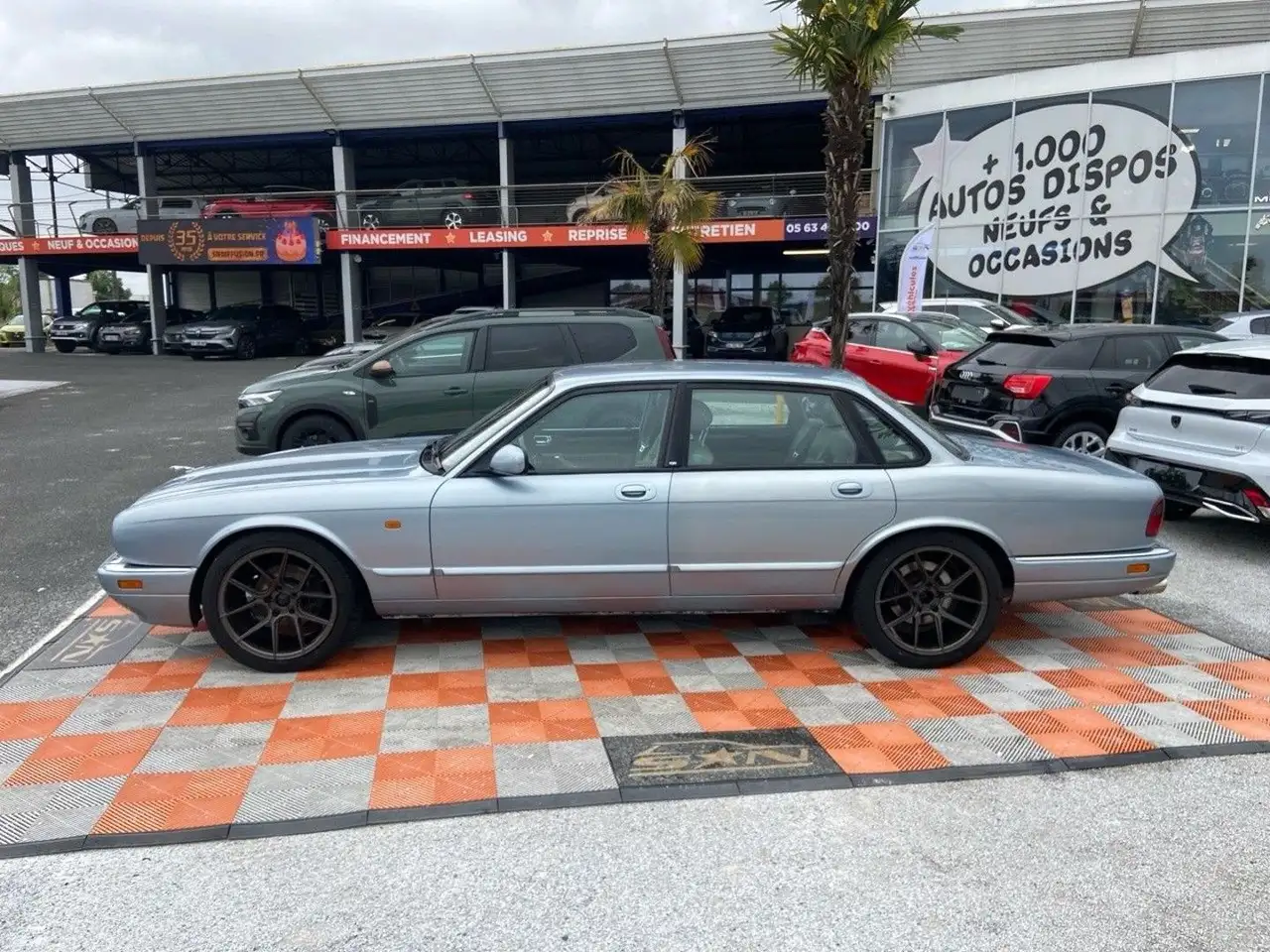 Jaguar XJR 4.0 L6 326 cv, foto 10