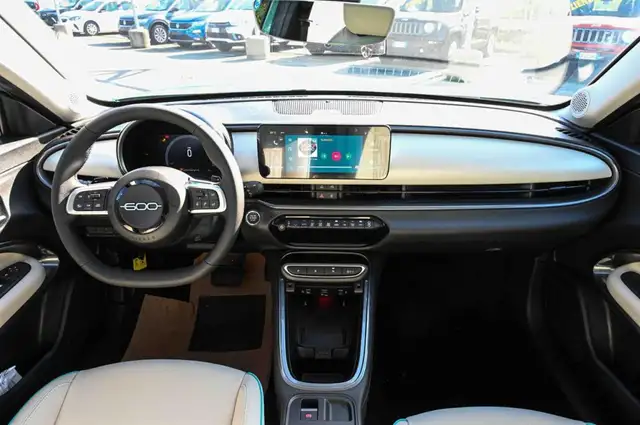 Fiat 600 view 8