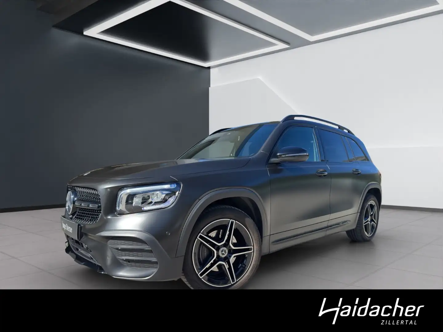 Mercedes-Benz GLB 200 d 4MATIC RKam Klima Shz Ambi eHeck AMG Schwarz - 1