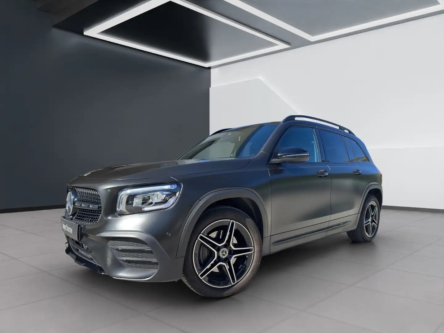 Mercedes-Benz GLB 200 d 4MATIC RKam Klima Shz Ambi eHeck AMG Schwarz - 2