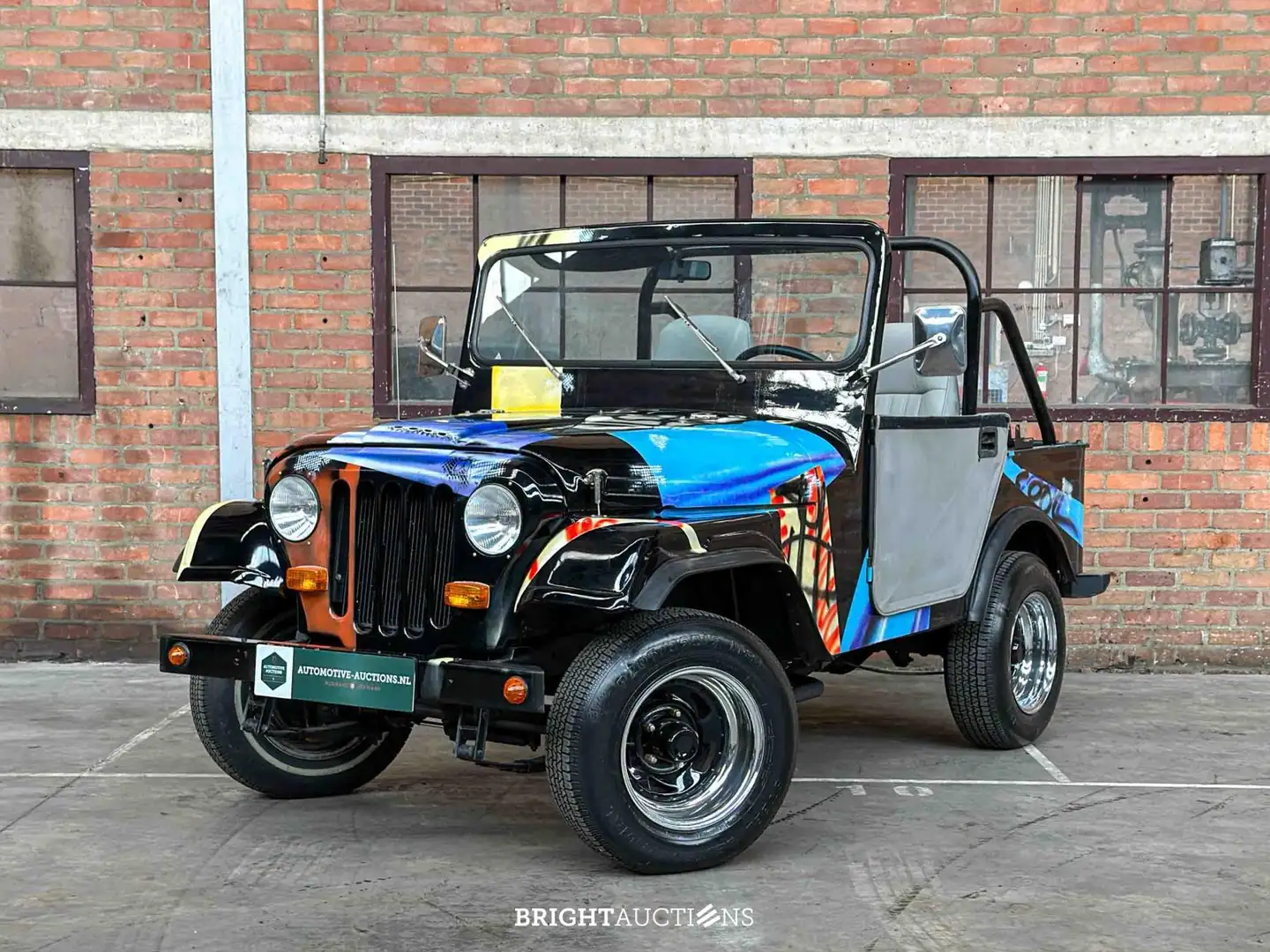 Jeep DJ5 (HERMAN BROOD) 4x4 Canvas cab. 3.8 DJ Cabriole - 2