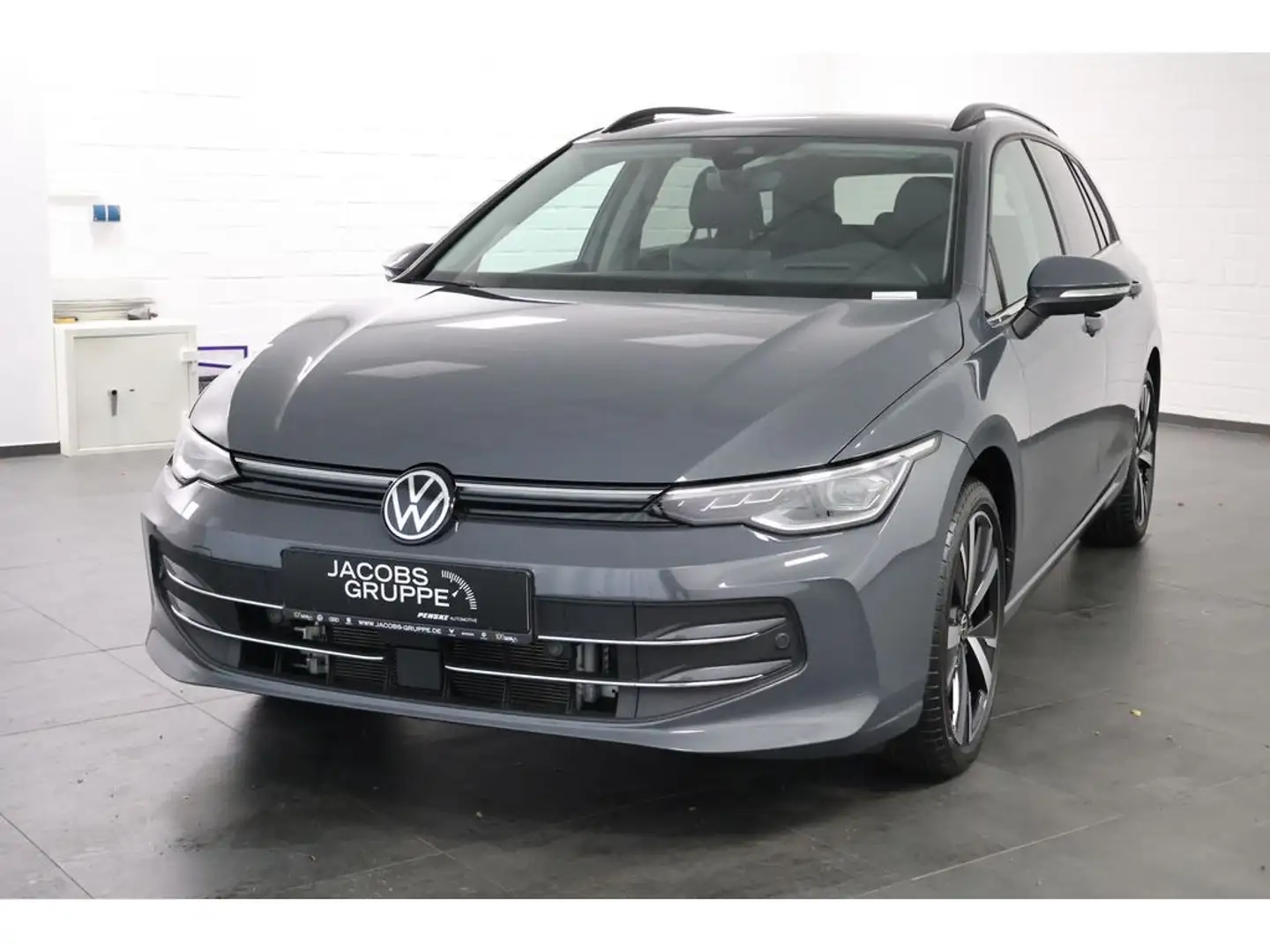 Volkswagen Golf VIII Variant 1.5 eTSI Style DSG,Navi,Mat Grau - 2