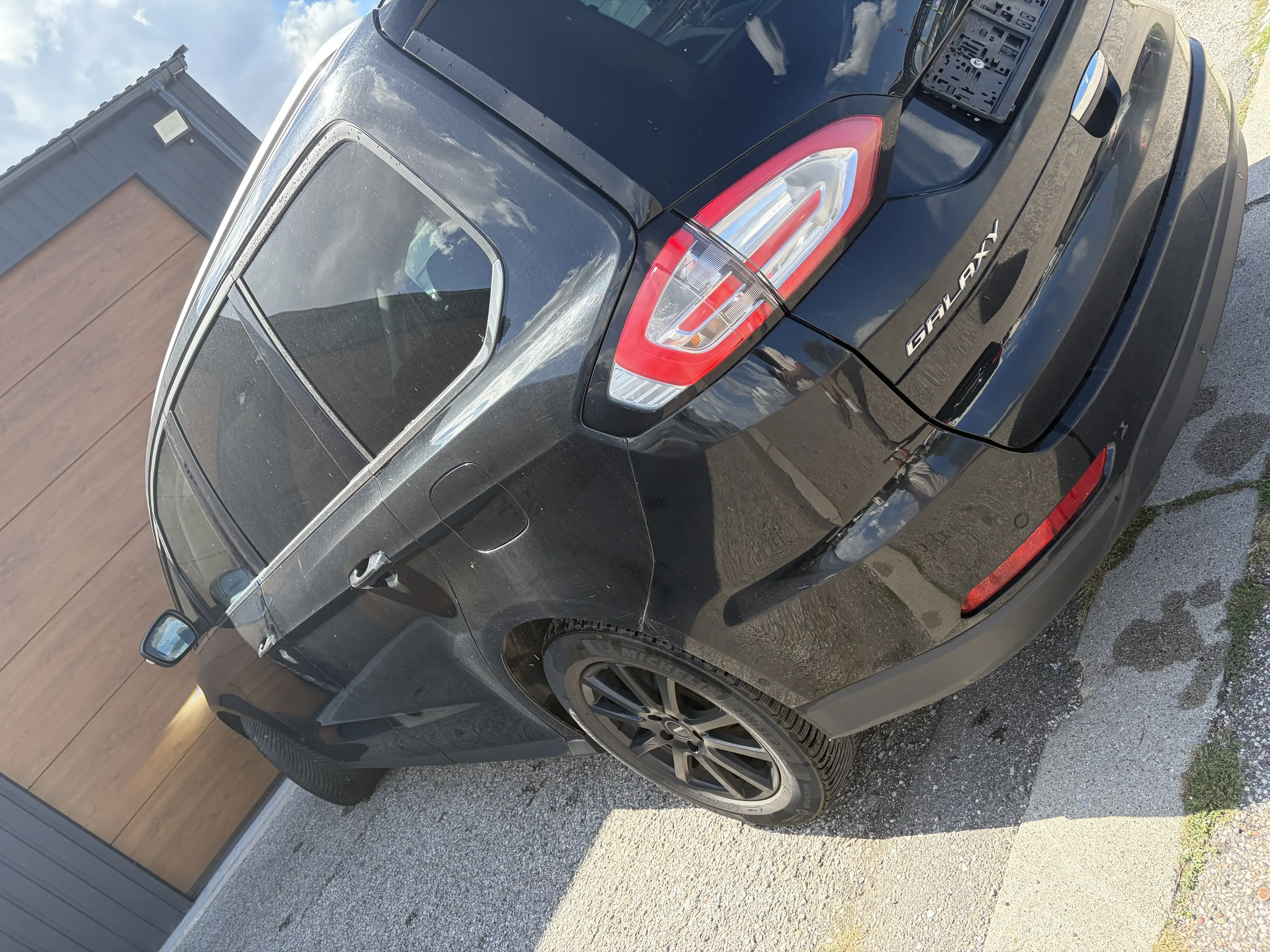 Ford Galaxy 2,0 EcoBlue SCR Titanium Aut. — photo 6