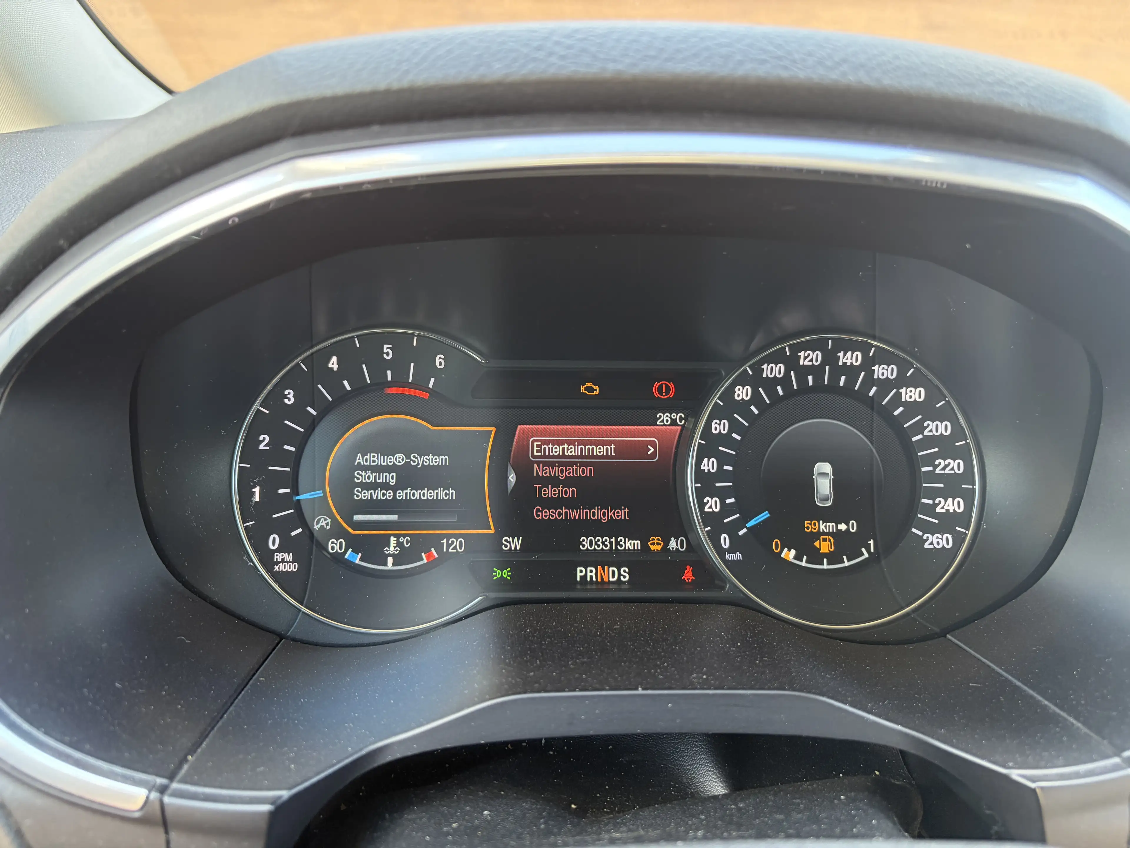 Ford Galaxy 2,0 EcoBlue SCR Titanium Aut. — photo 8