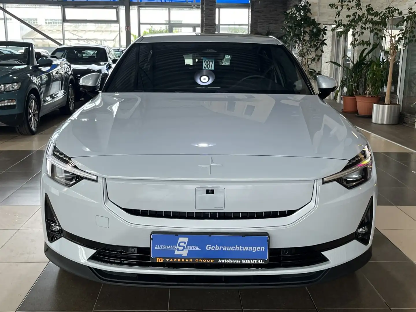 Polestar 2 Range Single*Pano*AHK*Harman Kardon*R-Cam*ACC* Blanco - 2
