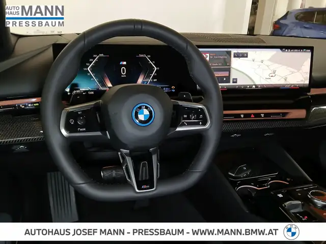 BMW 530 e xDrive M SPORTPAKET PRO, INNOVATIONSPAKET Ansicht 12
