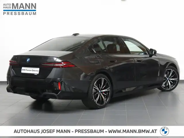 BMW 530 e xDrive M SPORTPAKET PRO, INNOVATIONSPAKET Ansicht 2