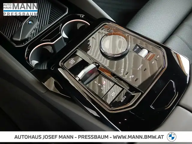 BMW 530 e xDrive M SPORTPAKET PRO, INNOVATIONSPAKET Ansicht 13