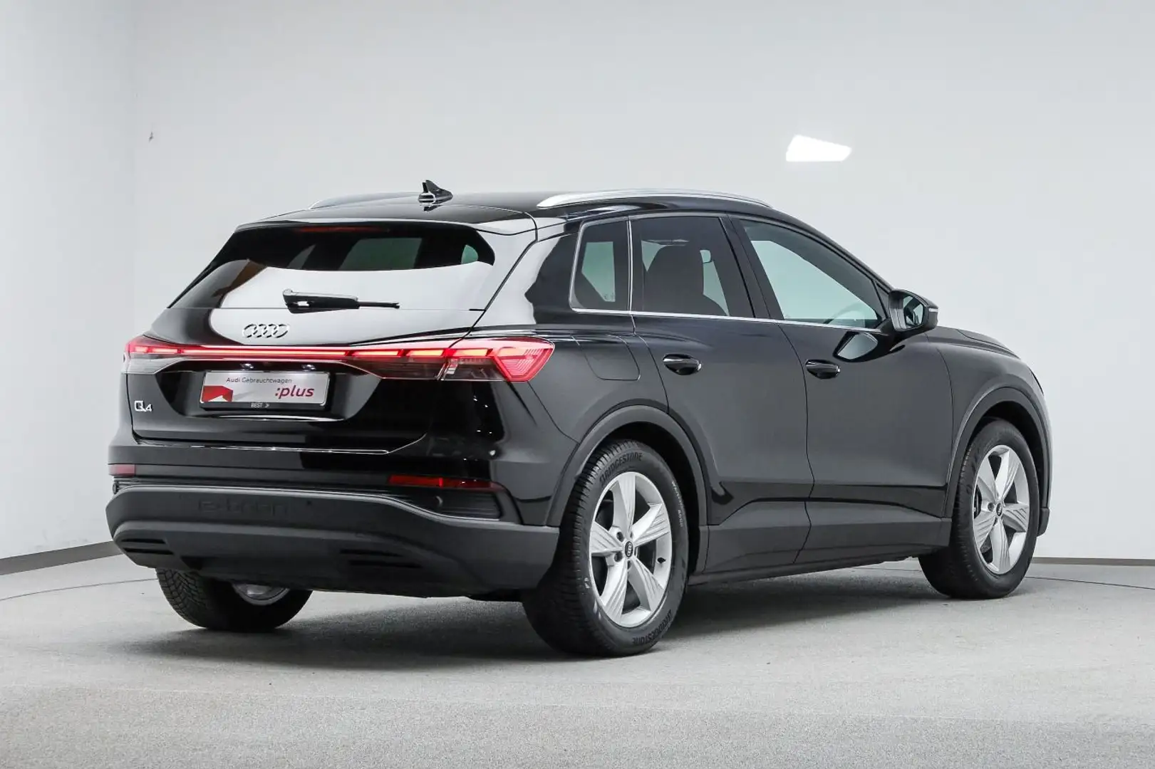 Audi Q4 e-tron 40 S line Matrix*Assist*Dynamik*Kamera Schwarz - 2