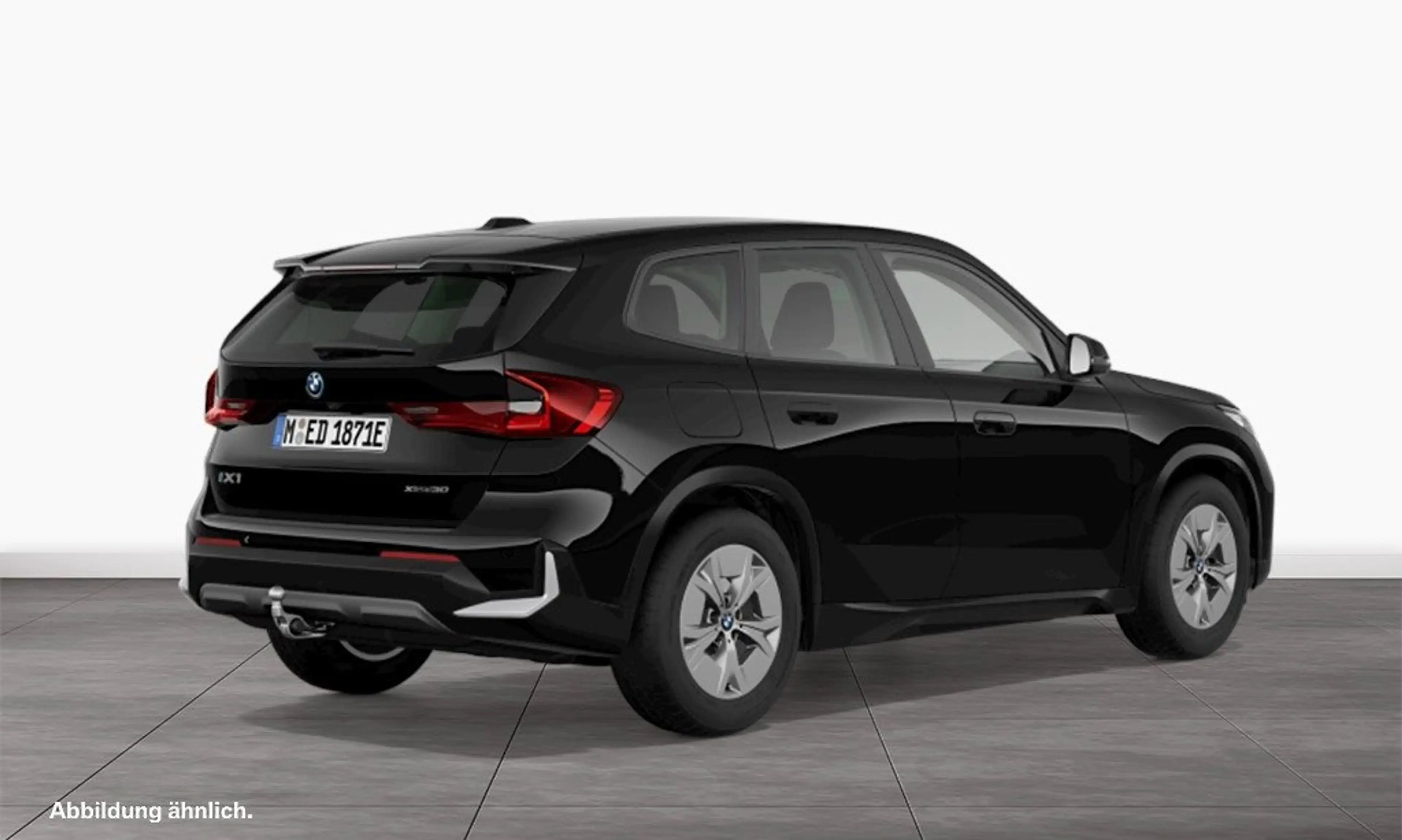 BMW iX1 xDrive30 — photo 2