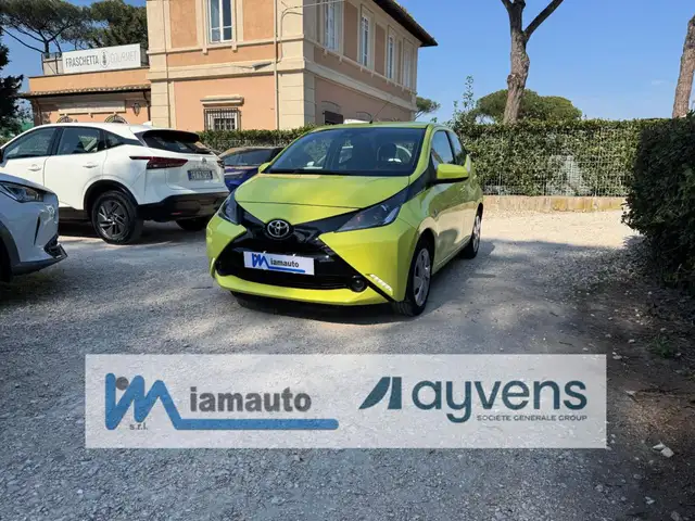 Toyota Aygo X-PLAY 1.0cc 70cv TELECAMERA
