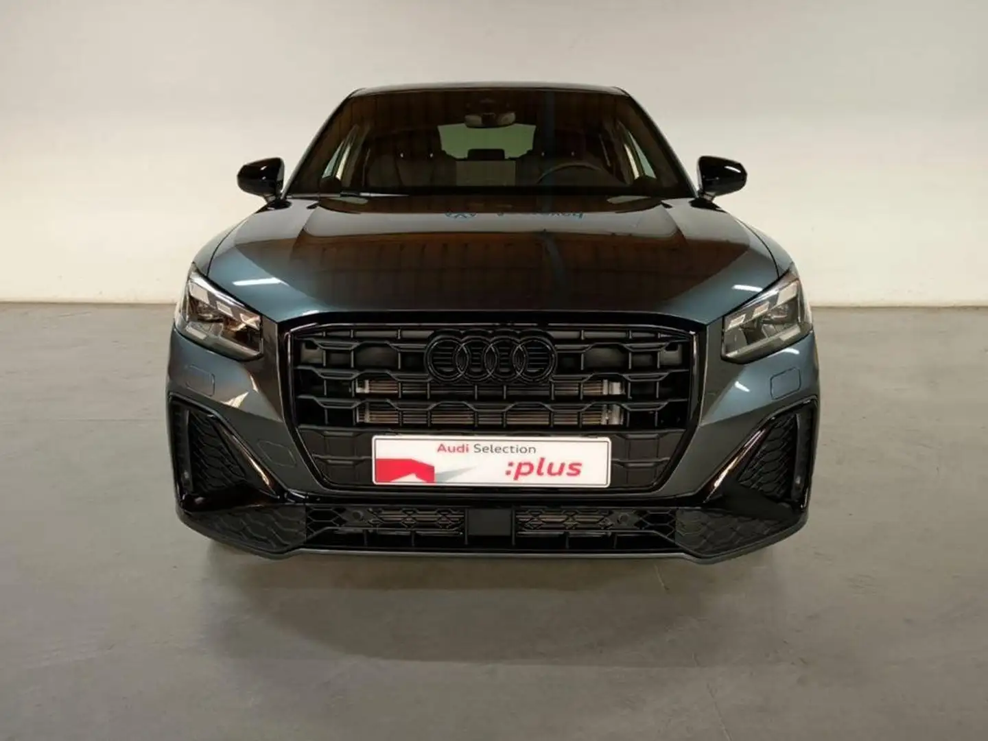 Audi Q2 35 TDI Adrenalin Black edition S tronic 110kW Gris - 2