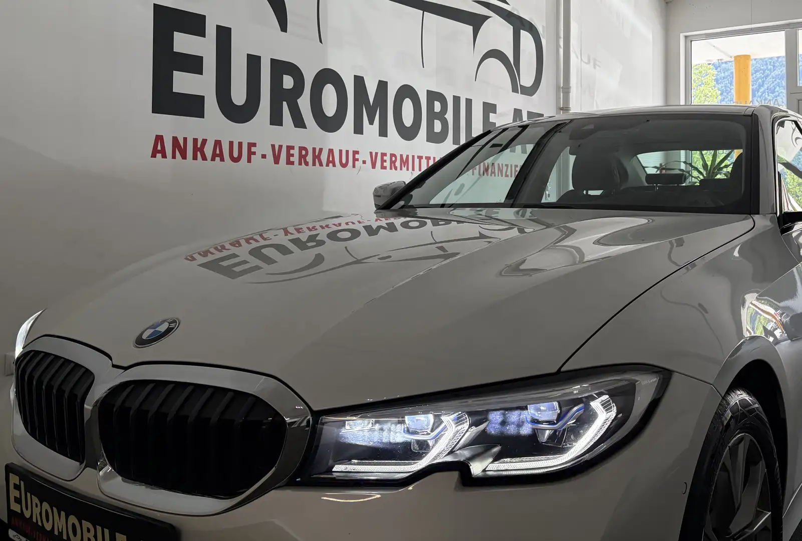 BMW 320 d Sport Line *RFK*HU*LASER*TOTW*Innovations-P*LR-H Weiß - 2