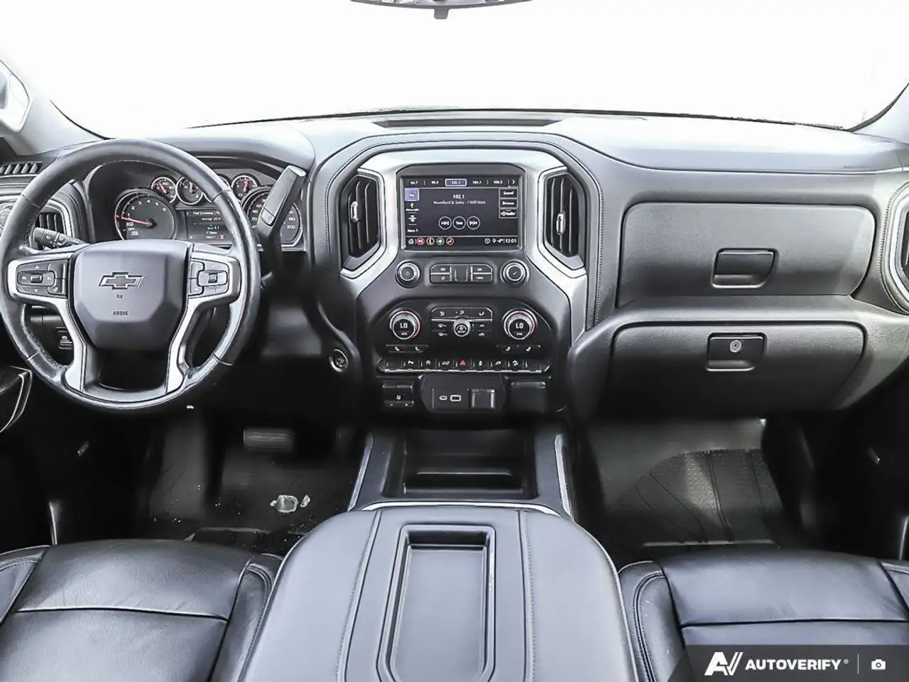 Chevrolet Silverado 1500 снимка Chevrolet Silverado 1500