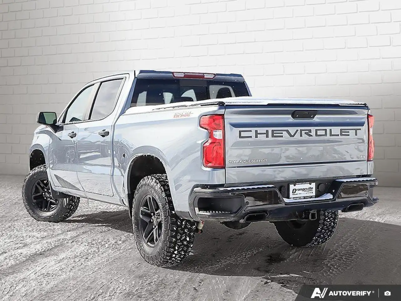 Chevrolet Silverado 1500 снимка Chevrolet Silverado 1500