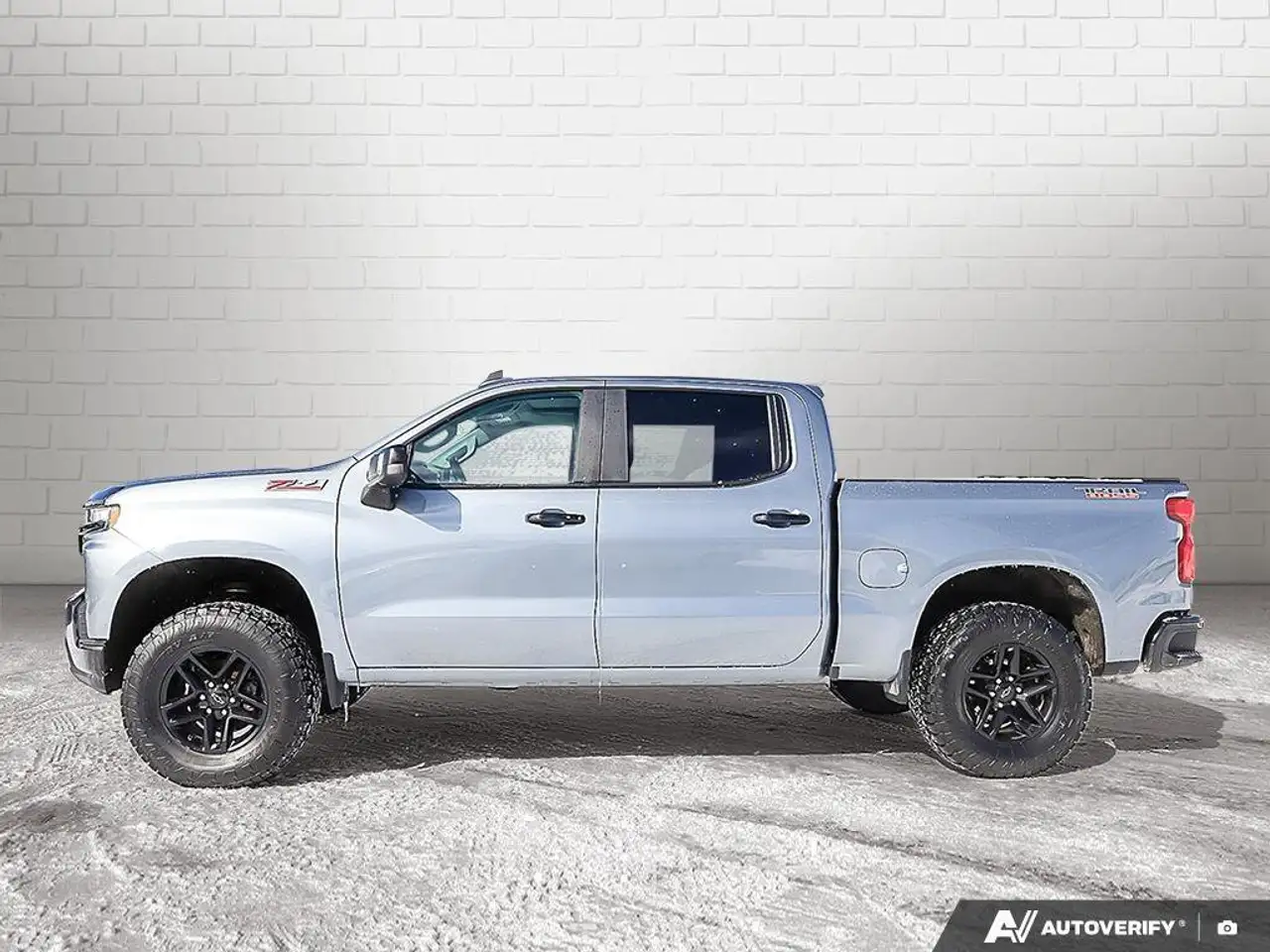 Chevrolet Silverado 1500 снимка Chevrolet Silverado 1500