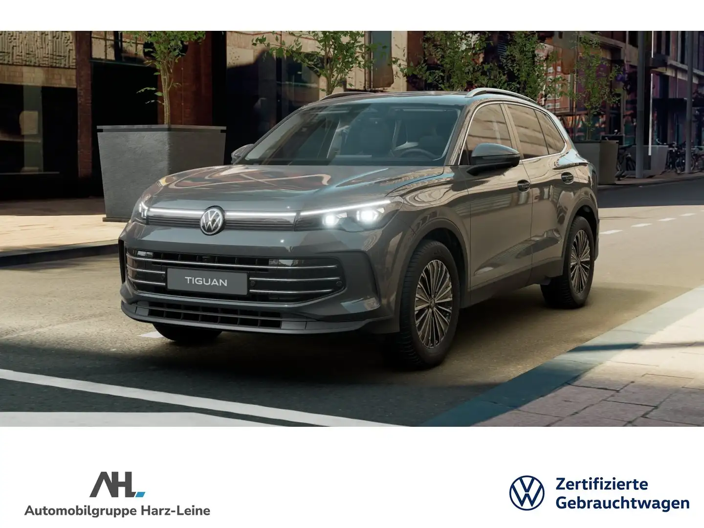 Volkswagen Tiguan 1.5 eTSI Elegance IQ.Light DSG RFK AHK Grau - 1