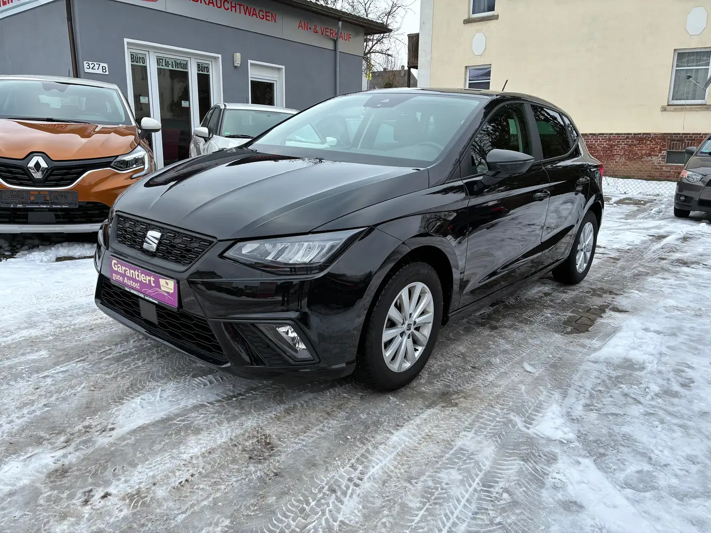 SEAT Ibiza Style / org. 25000 km / LED / DAB / Navi / ACC / Schwarz - 1
