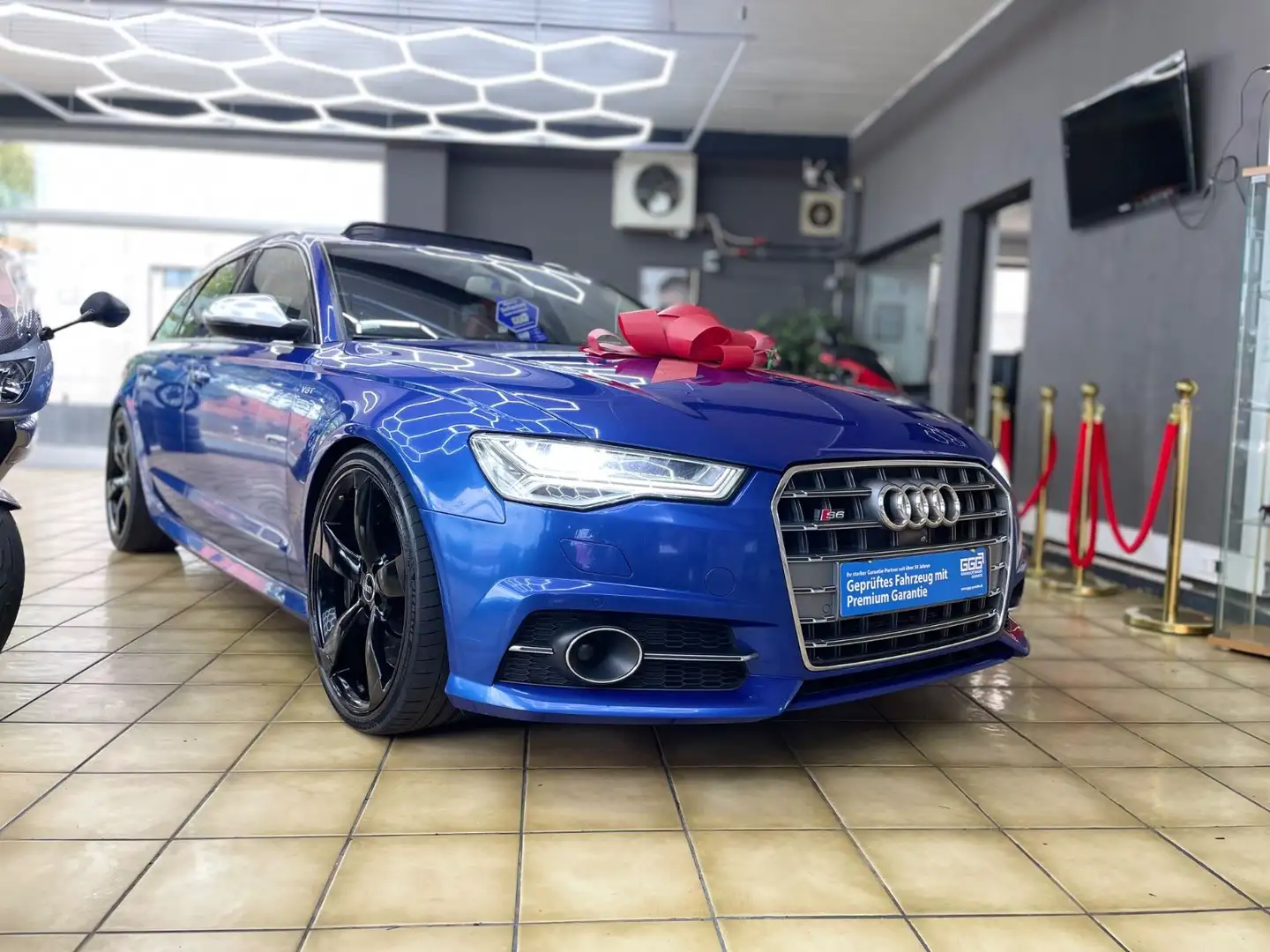 Audi S6 *560 PS*Quattro* V8 TFSI*Inspektion Neu*HU AU Bleu - 1