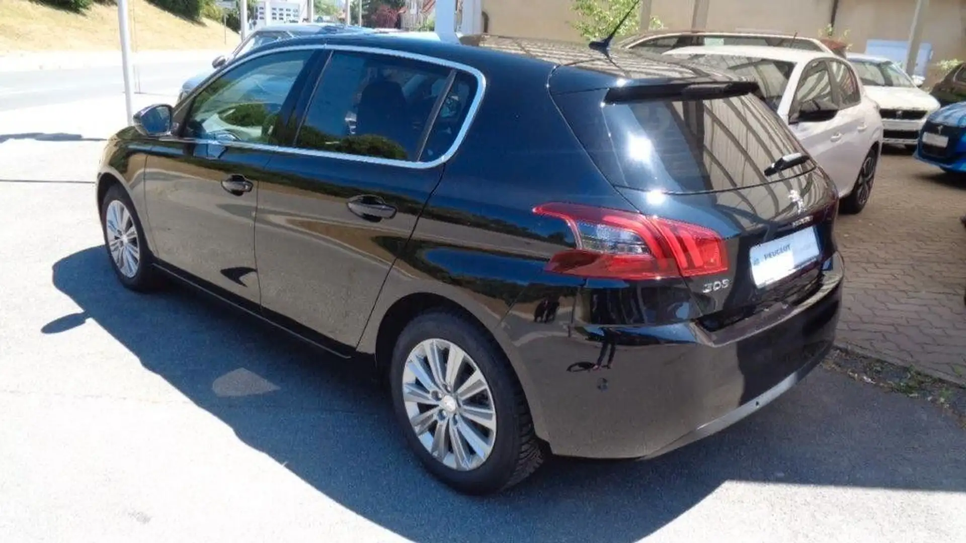 Peugeot 308 Allure PT 130 Navi, Kamera, Sitzheizung Schwarz - 2