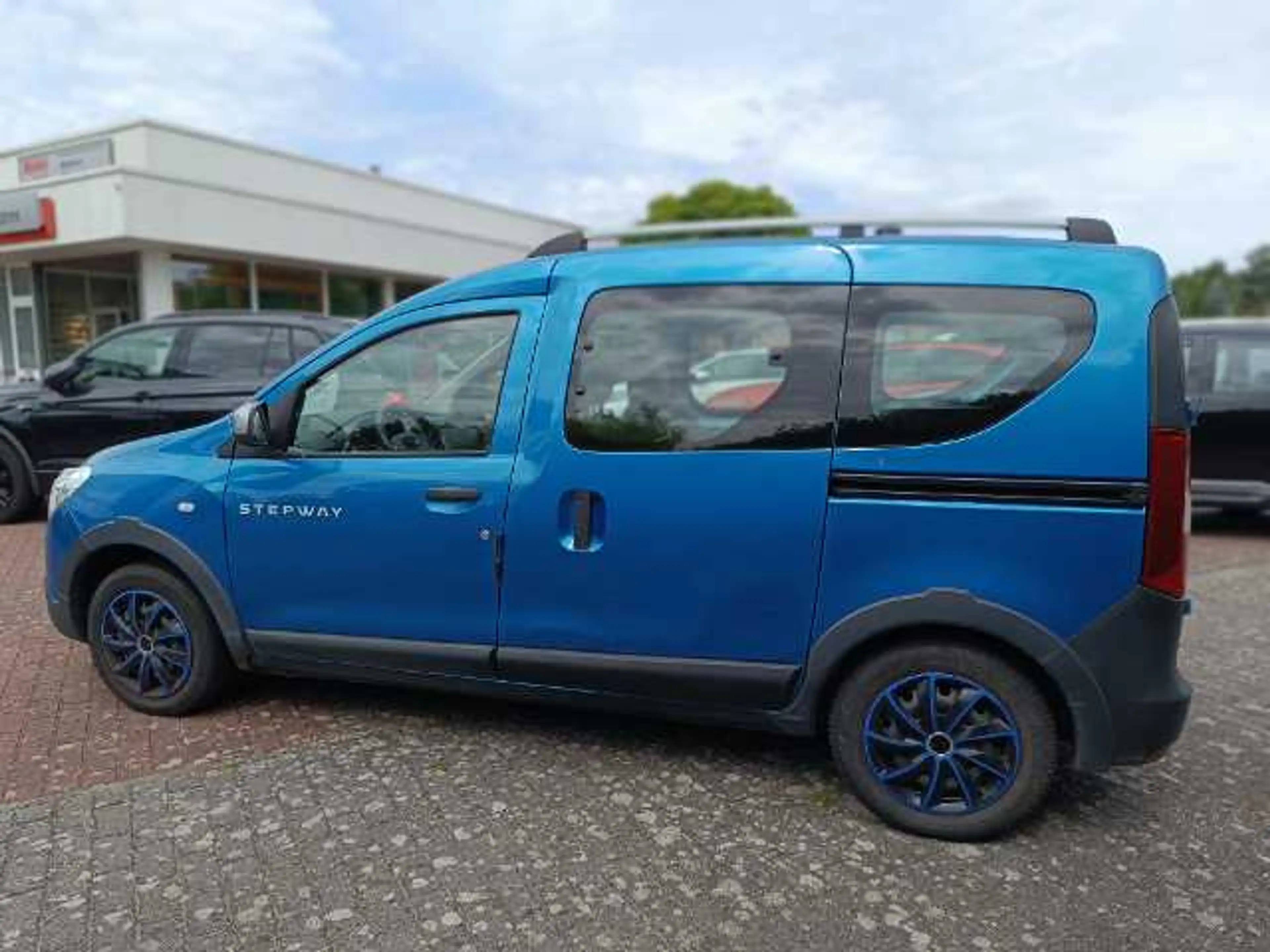 Dacia Dokker 1.2 — photo 4