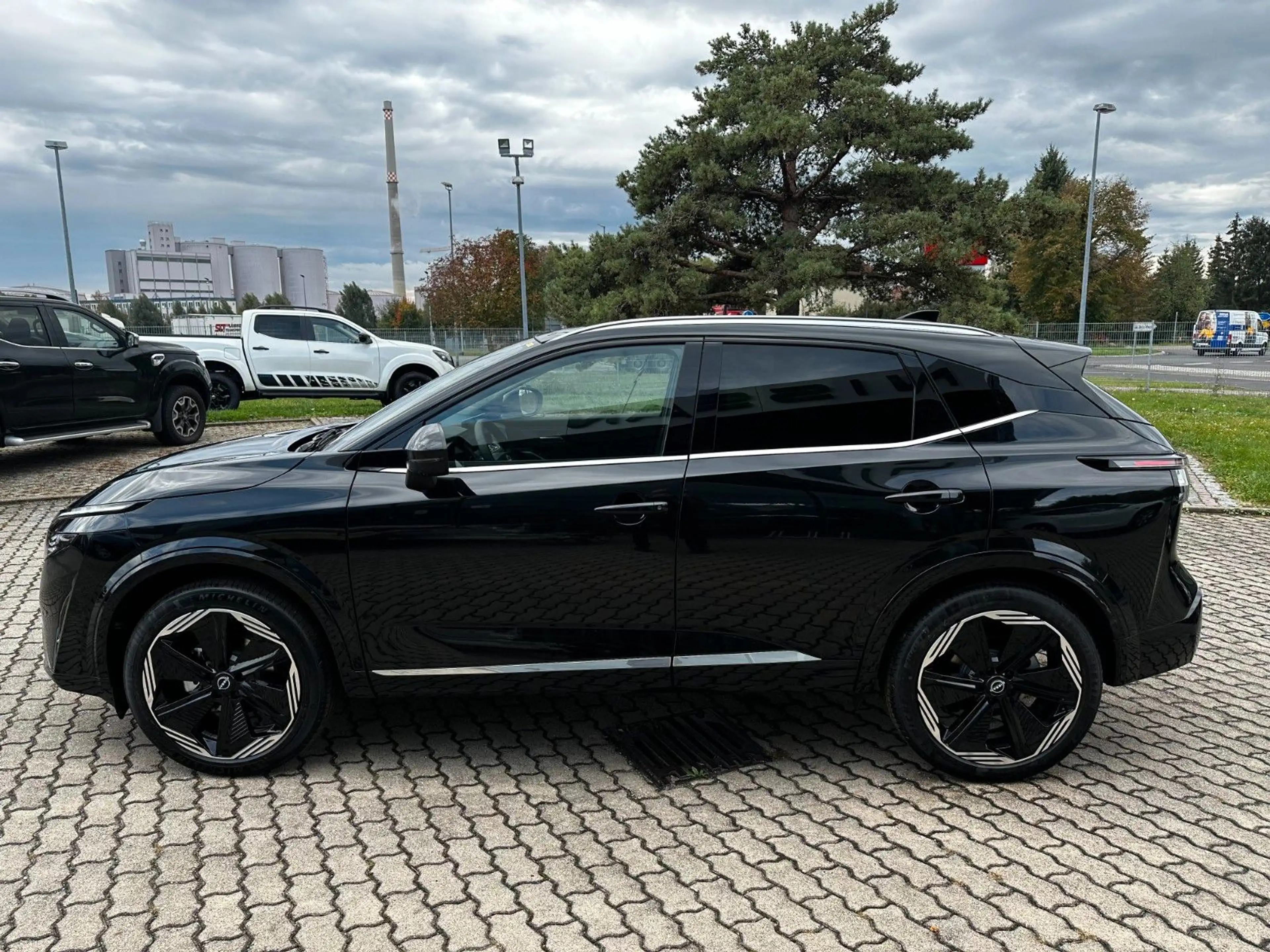 Nissan Qashqai Tekna+ AHK/Leder/Pano/Bose — photo 3