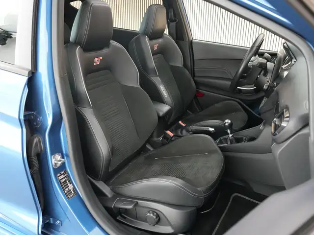 Ford Fiesta view 5