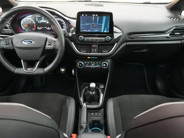 Ford Fiesta view 8