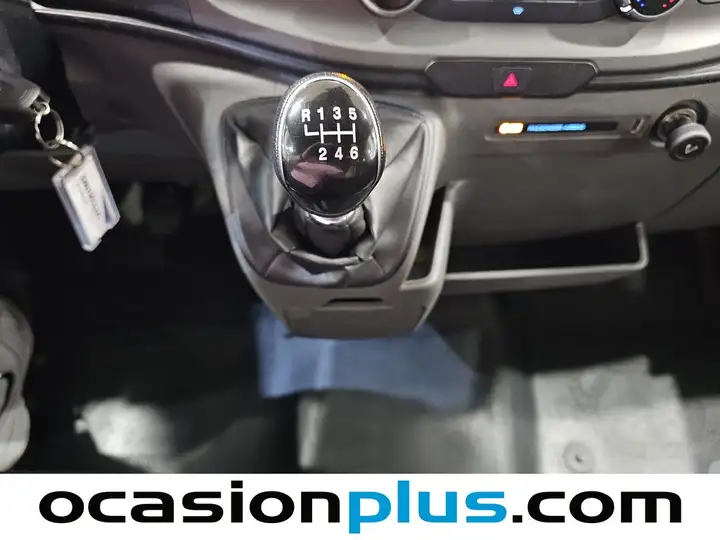 Ford Transit 2023, foto 5