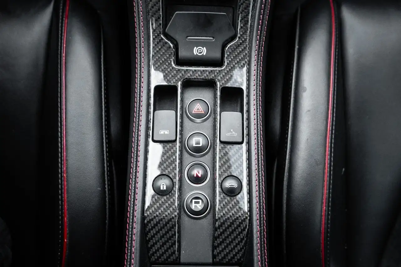 McLaren 650S снимка McLaren 650S