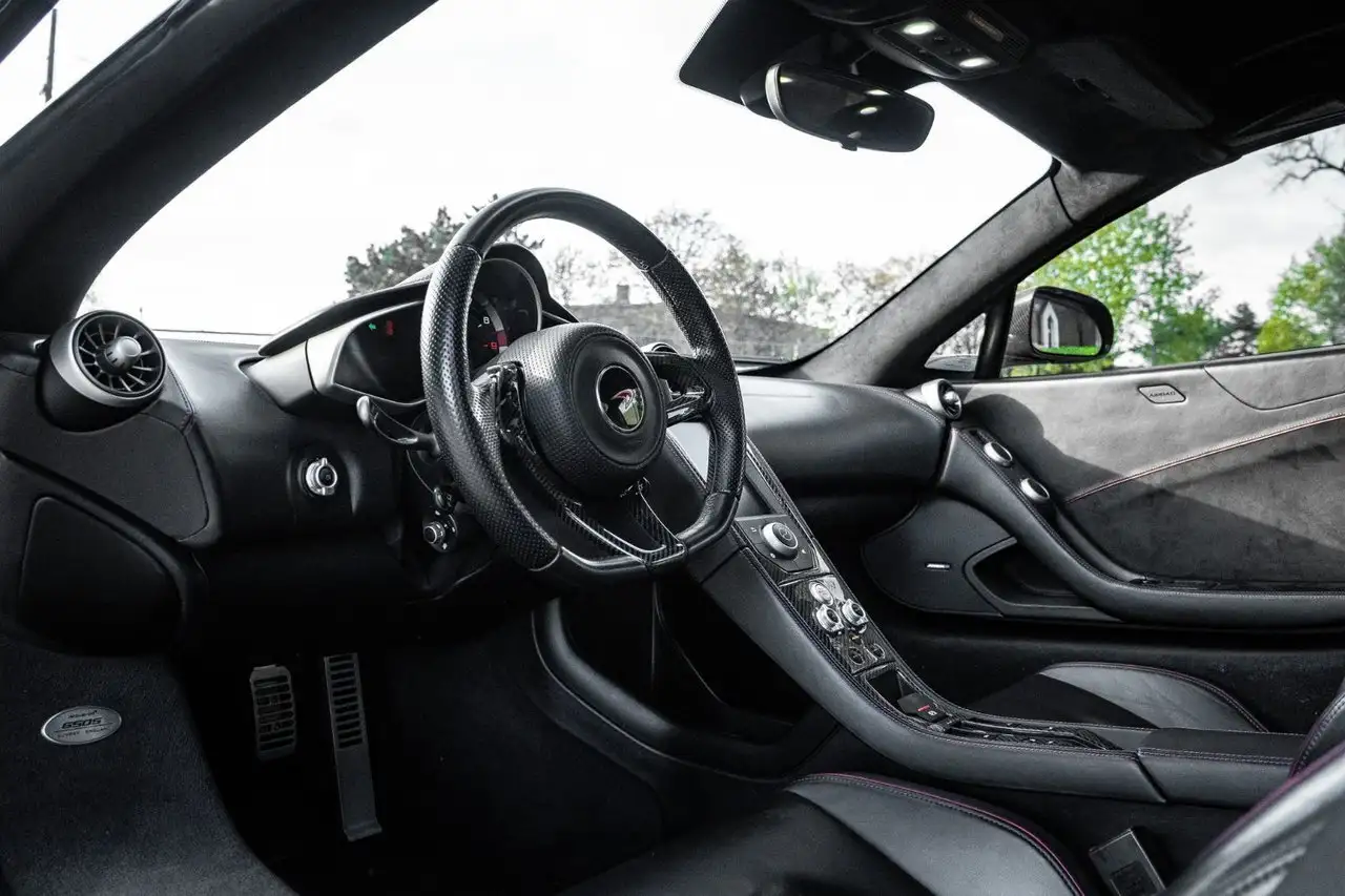 McLaren 650S снимка McLaren 650S
